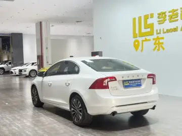 2018 Volvo S60 с пробегом 46 000 км