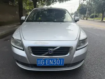 2011 Volvo S40 с пробегом 115 700 км