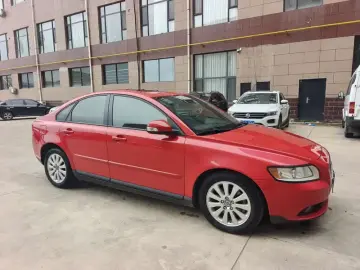 2009 Volvo S40 с пробегом 110 000 км