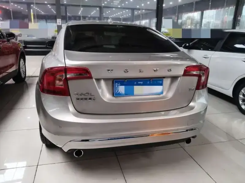2018 Volvo S60 с пробегом 50 000 км