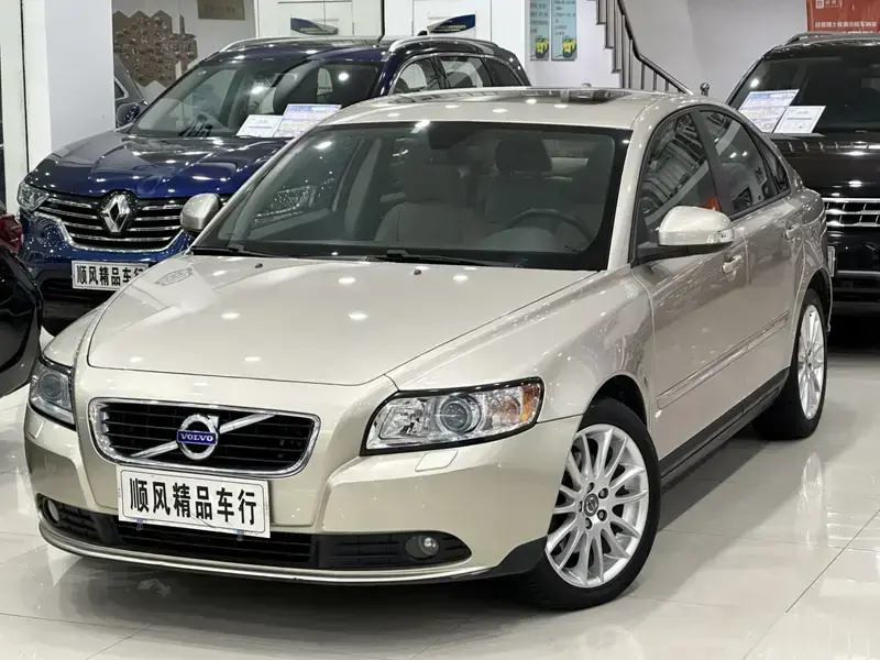 2011 Volvo S40 с пробегом 60 000 км
