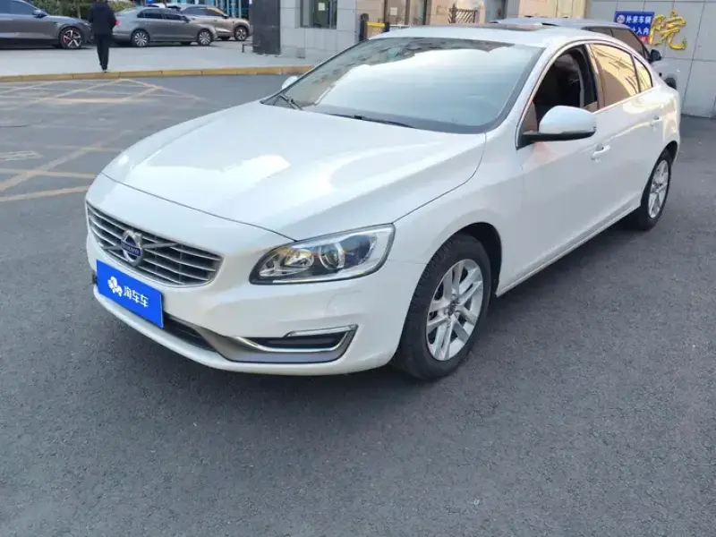 2018 Volvo S60 с пробегом 51 000 км