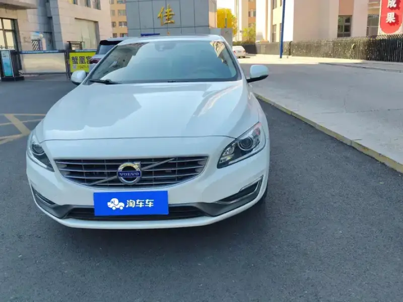 2018 Volvo S60 с пробегом 51 000 км