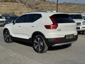2023 Volvo XC40 с пробегом 81 500 км