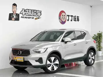 2024 Volvo XC40 с пробегом 6 500 км