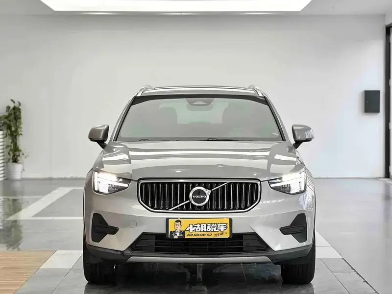 2024 Volvo XC40 с пробегом 6 500 км