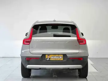 2024 Volvo XC40 с пробегом 6 500 км