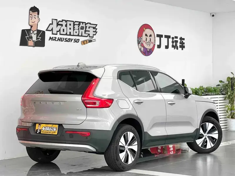 2024 Volvo XC40 с пробегом 6 500 км