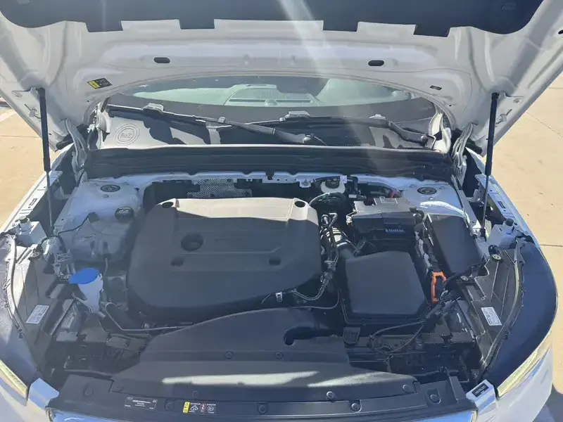 2024 Volvo XC40 с пробегом 81 000 км