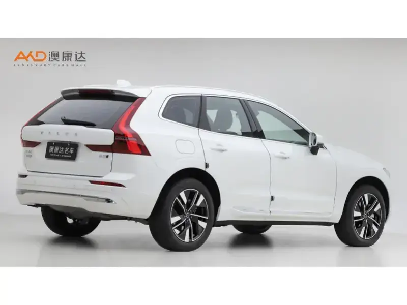 2026 Volvo XC60 с пробегом 6 100 км