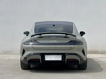 2024 Xiaomi SU7 с пробегом 87 000 км
