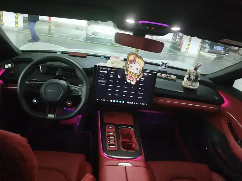 2024 Xiaomi SU7 с пробегом 15 100 км