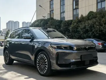 2025 Voyah Free с пробегом 18 000 км