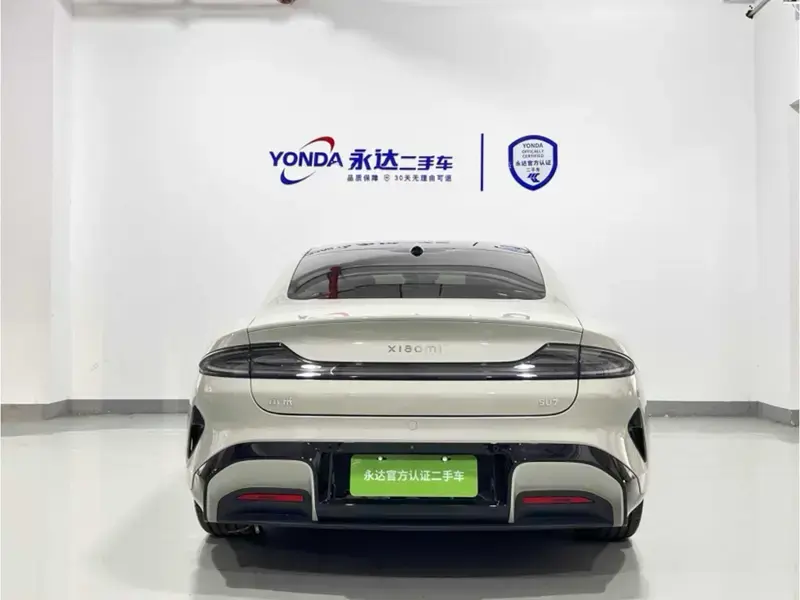 2024 Xiaomi SU7 с пробегом 24 000 км