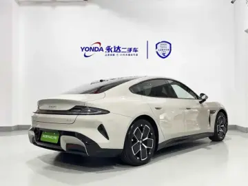 2024 Xiaomi SU7 с пробегом 24 000 км