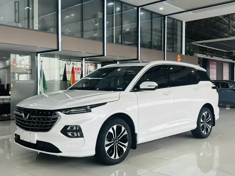 2020 Wuling Victory с пробегом 23 000 км