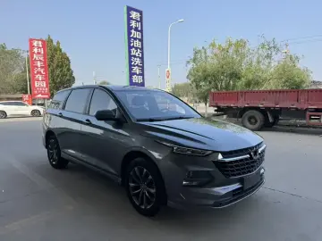 2022 Wuling Victory с пробегом 16 000 км