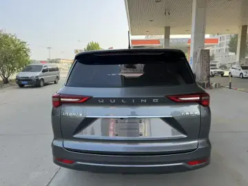 2022 Wuling Victory с пробегом 16 000 км
