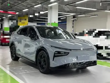 2025 Xpeng G7 с пробегом 14 000 км