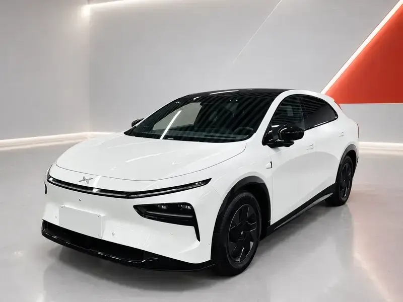 2025 Xpeng G7 с пробегом 65 700 км