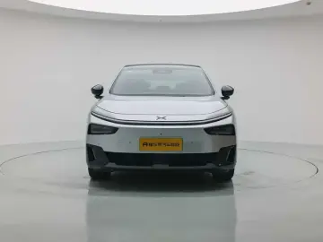 2026 Xpeng G7 с пробегом 13 000 км