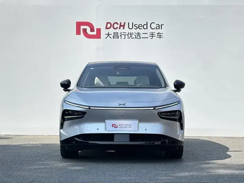2025 Xpeng G7 с пробегом 8 000 км