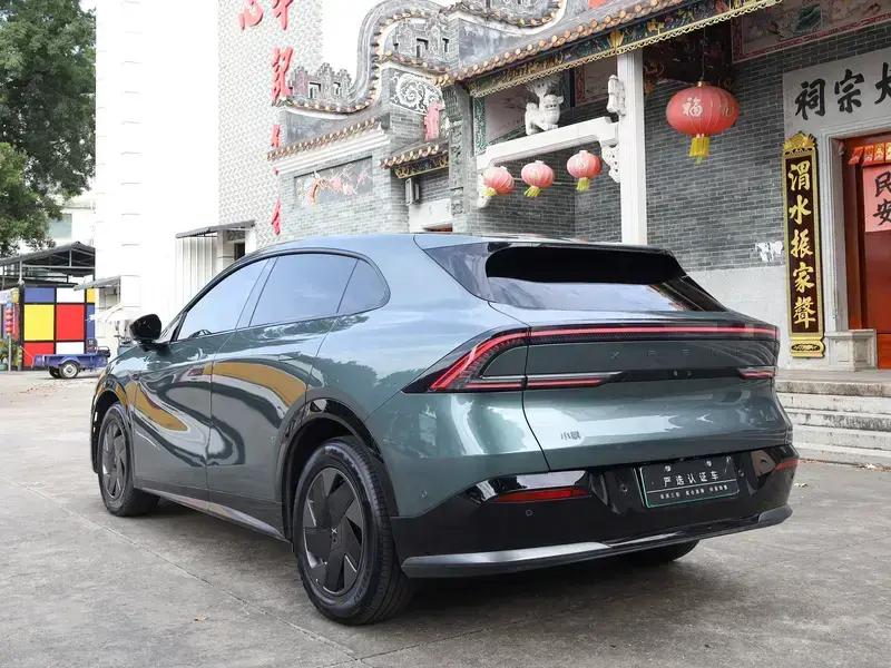 2025 Xpeng G7 с пробегом 10 000 км