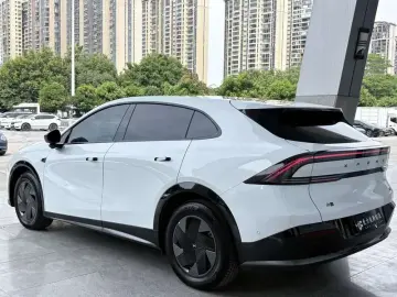 2025 Xpeng G7 с пробегом 21 600 км