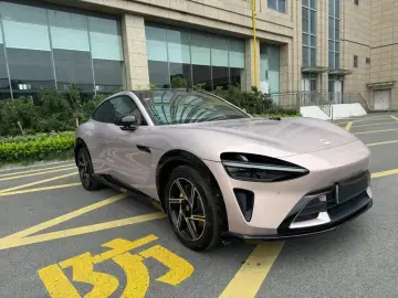 2025 Xiaomi YU7 с пробегом 18 000 км