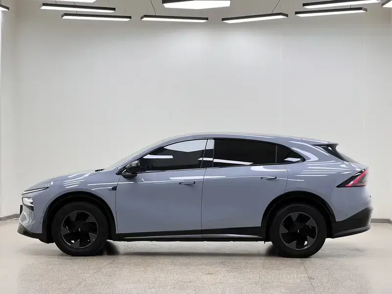 2025 Xpeng G7 с пробегом 6 900 км