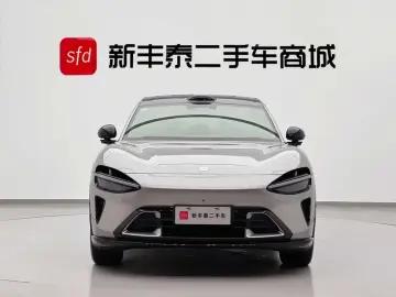 2025 Xiaomi YU7 с пробегом 17 000 км