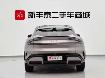2025 Xiaomi YU7 с пробегом 17 000 км