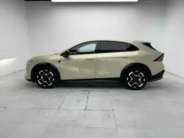 2025 Xpeng G7 с пробегом 3 000 км