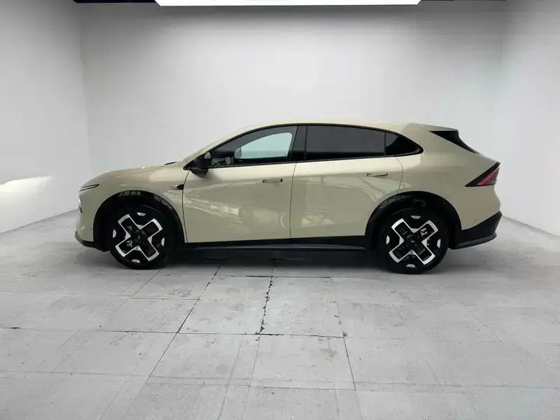 2025 Xpeng G7 с пробегом 3 000 км