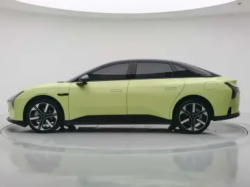 2026 Xpeng Mona M03 с пробегом 34 400 км