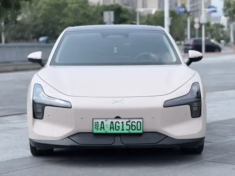 2024 Xpeng Mona M03 с пробегом 23 000 км