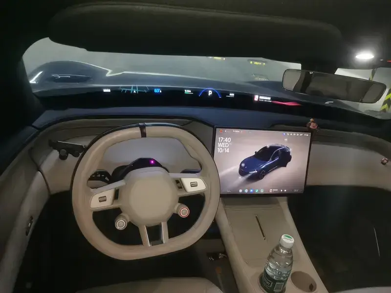 2025 Xiaomi YU7 с пробегом 13 300 км