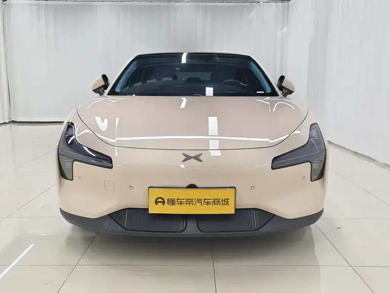 2024 Xpeng Mona M03 с пробегом 10 800 км