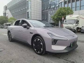 2025 Xpeng Mona M03 с пробегом 8 400 км