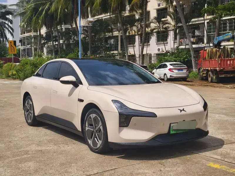 2025 Xpeng Mona M03 с пробегом 22 000 км