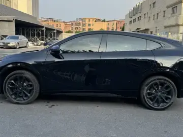 2025 Xpeng G6 с пробегом 20 000 км