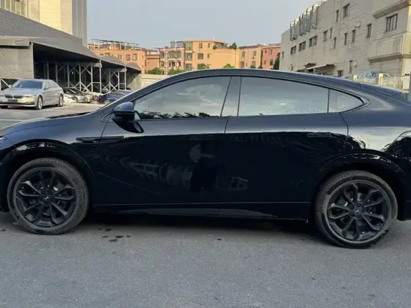2025 Xpeng G6 с пробегом 20 000 км