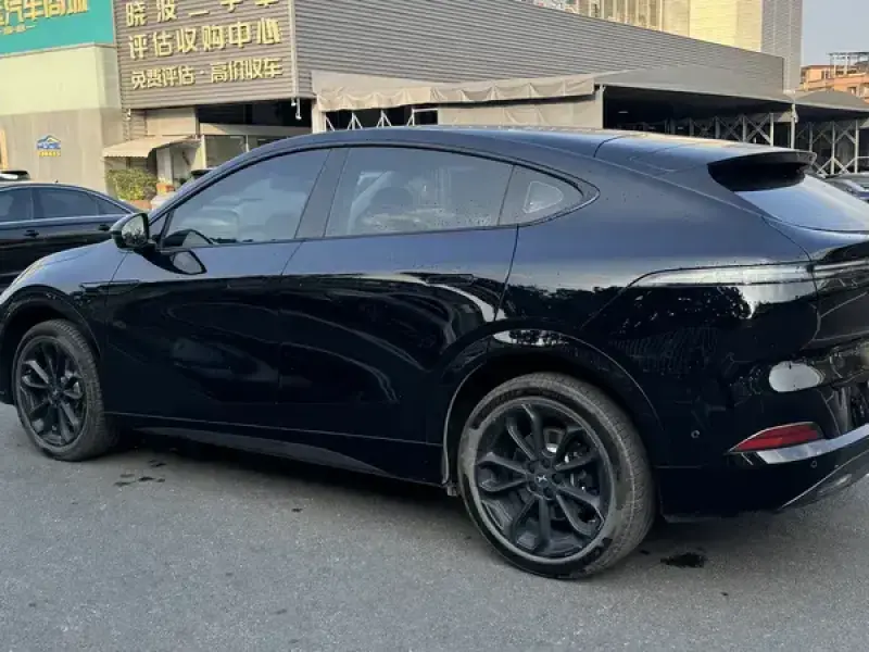 2025 Xpeng G6 с пробегом 20 000 км