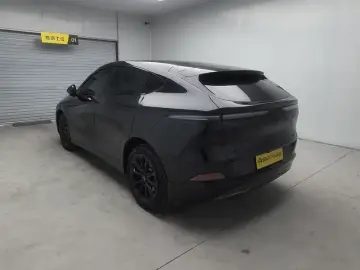 2025 Xpeng G6 с пробегом 26 800 км