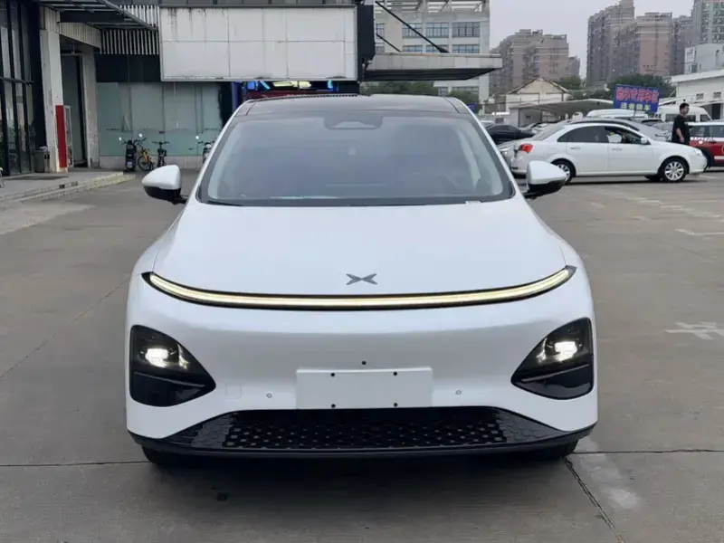 2025 Xpeng G6 с пробегом 24 000 км