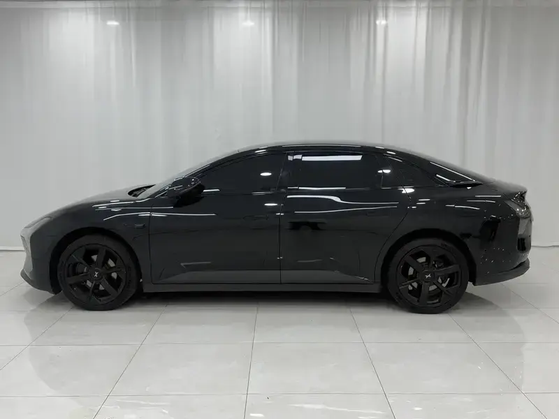 2024 Xpeng Mona M03 с пробегом 45 200 км