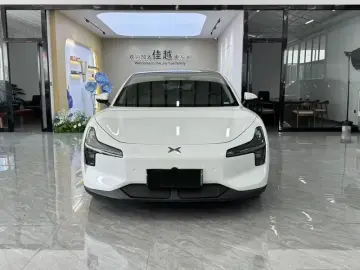 2025 Xpeng Mona M03 с пробегом 60 000 км