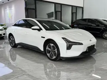 2025 Xpeng Mona M03 с пробегом 60 000 км