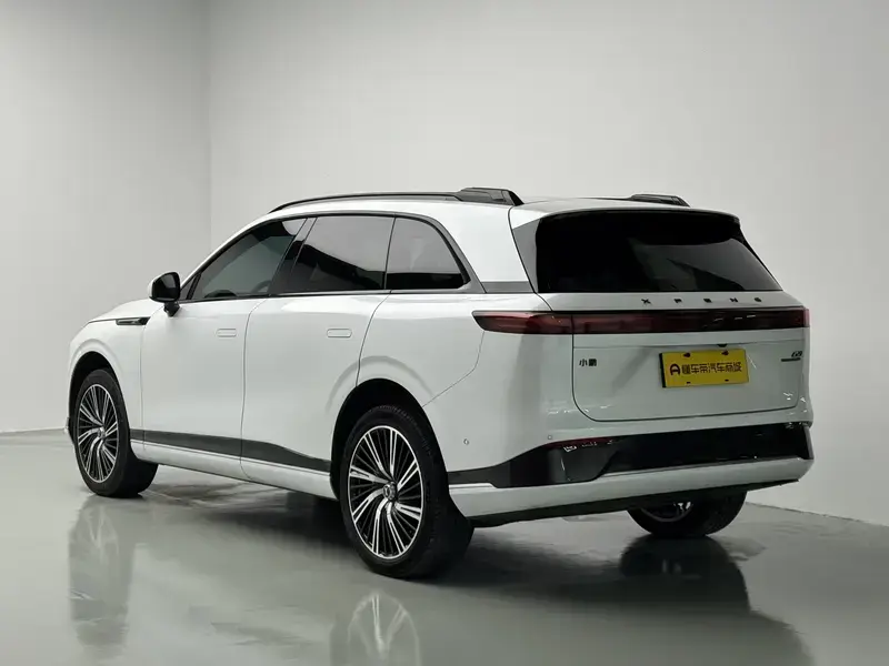 2022 Xpeng G9 с пробегом 124 200 км