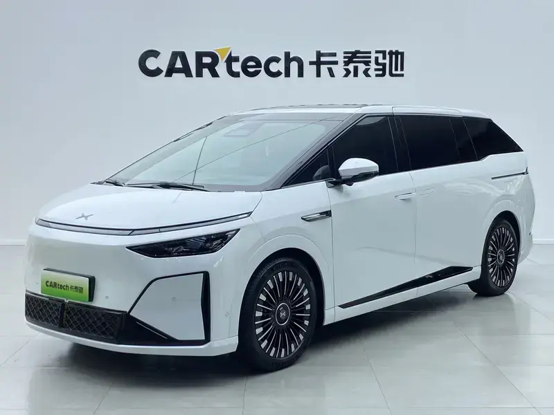 2026 Xpeng X9 с пробегом 5 800 км